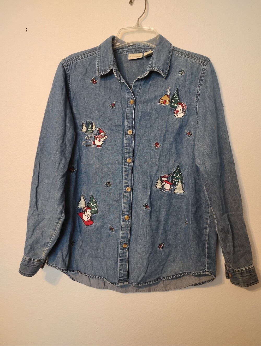 Classic Elements Snowman Christmas Winter Button Up Top